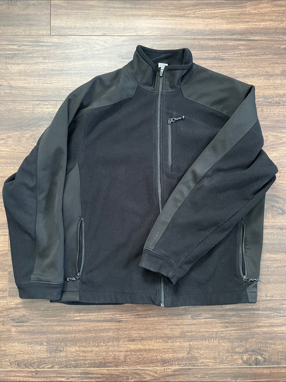 Men's Black Full-Zip Fleece Jacket